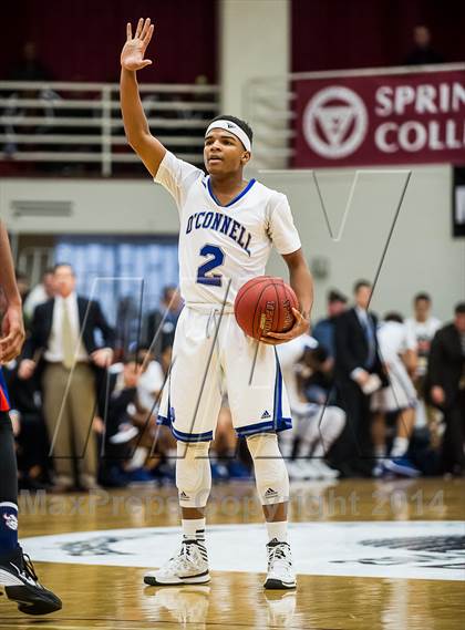 Thumbnail 1 in Bishop O'Connell vs. Rainier Beach (Spalding Hoophall Classic) photogallery.