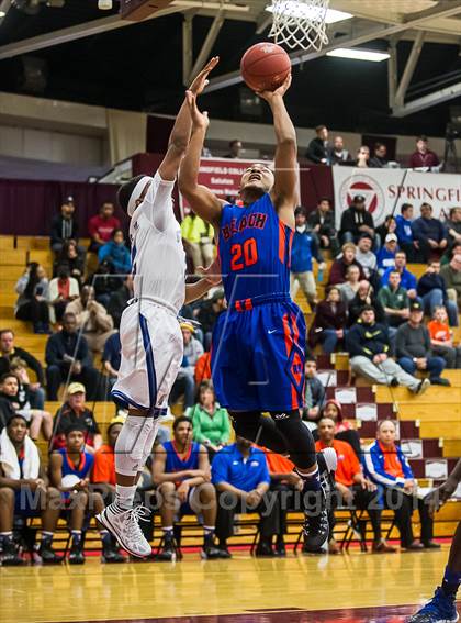 Thumbnail 3 in Bishop O'Connell vs. Rainier Beach (Spalding Hoophall Classic) photogallery.