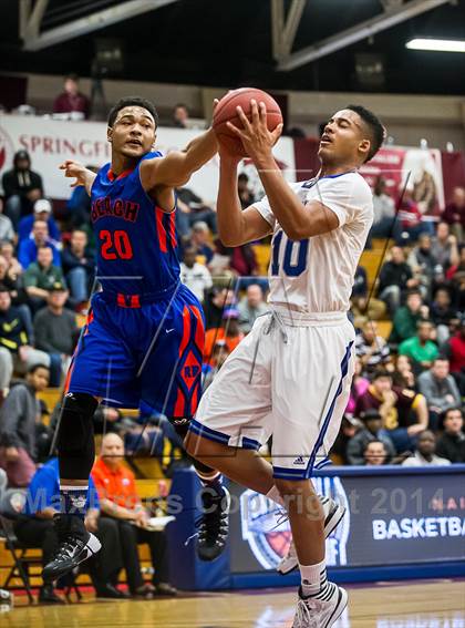 Thumbnail 1 in Bishop O'Connell vs. Rainier Beach (Spalding Hoophall Classic) photogallery.