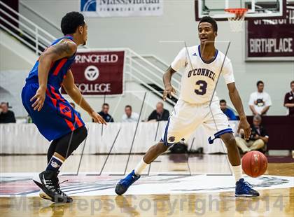 Thumbnail 1 in Bishop O'Connell vs. Rainier Beach (Spalding Hoophall Classic) photogallery.