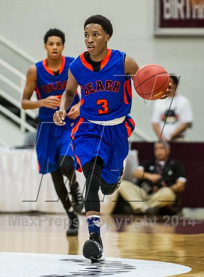 Thumbnail 1 in Bishop O'Connell vs. Rainier Beach (Spalding Hoophall Classic) photogallery.