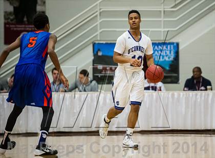 Thumbnail 1 in Bishop O'Connell vs. Rainier Beach (Spalding Hoophall Classic) photogallery.