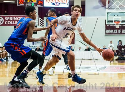 Thumbnail 2 in Bishop O'Connell vs. Rainier Beach (Spalding Hoophall Classic) photogallery.