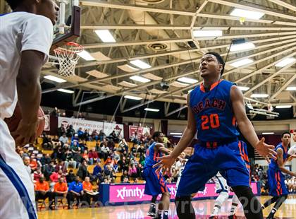 Thumbnail 2 in Bishop O'Connell vs. Rainier Beach (Spalding Hoophall Classic) photogallery.