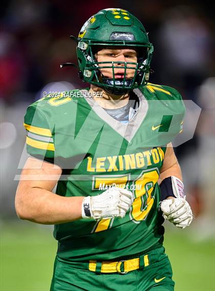 Thumbnail 2 in Tidehaven vs. Lexington (UIL 3A D2 Football Quarterfinal) photogallery.
