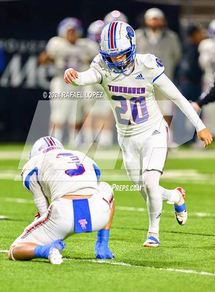 Thumbnail 3 in Tidehaven vs. Lexington (UIL 3A D2 Football Quarterfinal) photogallery.