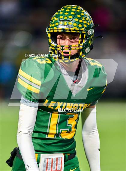 Thumbnail 1 in Tidehaven vs. Lexington (UIL 3A D2 Football Quarterfinal) photogallery.