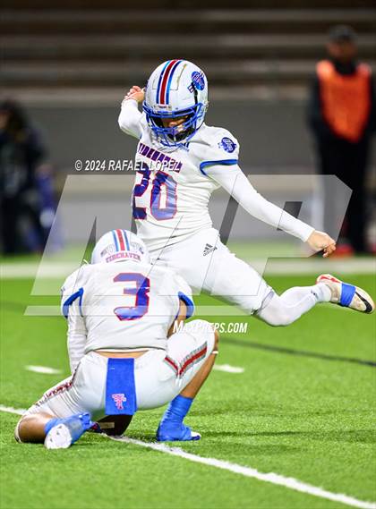 Thumbnail 1 in Tidehaven vs. Lexington (UIL 3A D2 Football Quarterfinal) photogallery.
