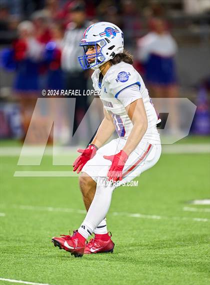 Thumbnail 1 in Tidehaven vs. Lexington (UIL 3A D2 Football Quarterfinal) photogallery.