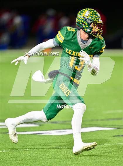 Thumbnail 2 in Tidehaven vs. Lexington (UIL 3A D2 Football Quarterfinal) photogallery.