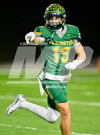 Thumbnail 2 in Tidehaven vs. Lexington (UIL 3A D2 Football Quarterfinal) photogallery.