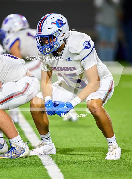 Thumbnail 3 in Tidehaven vs. Lexington (UIL 3A D2 Football Quarterfinal) photogallery.