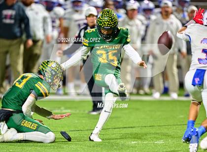 Thumbnail 1 in Tidehaven vs. Lexington (UIL 3A D2 Football Quarterfinal) photogallery.