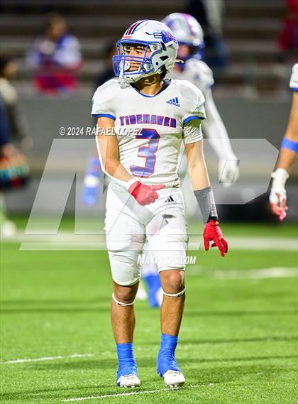 Thumbnail 1 in Tidehaven vs. Lexington (UIL 3A D2 Football Quarterfinal) photogallery.