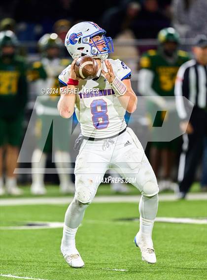 Thumbnail 2 in Tidehaven vs. Lexington (UIL 3A D2 Football Quarterfinal) photogallery.