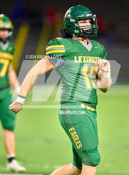 Thumbnail 3 in Tidehaven vs. Lexington (UIL 3A D2 Football Quarterfinal) photogallery.