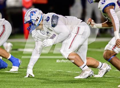 Thumbnail 2 in Tidehaven vs. Lexington (UIL 3A D2 Football Quarterfinal) photogallery.