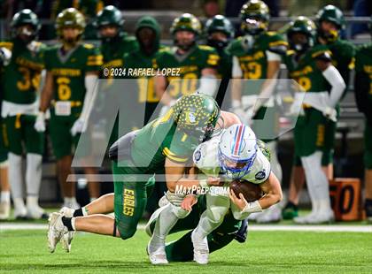 Thumbnail 1 in Tidehaven vs. Lexington (UIL 3A D2 Football Quarterfinal) photogallery.