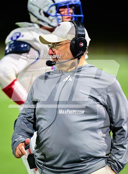 Thumbnail 1 in Tidehaven vs. Lexington (UIL 3A D2 Football Quarterfinal) photogallery.