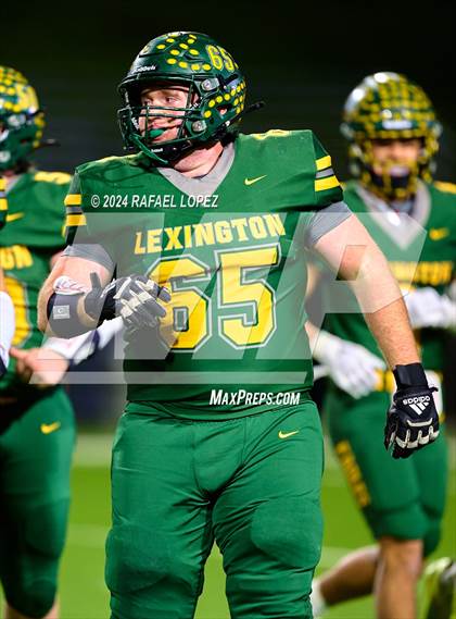 Thumbnail 1 in Tidehaven vs. Lexington (UIL 3A D2 Football Quarterfinal) photogallery.