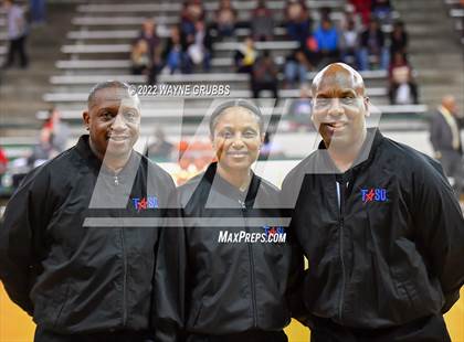 Thumbnail 1 in Winnsboro vs. New Boston (UIL 3A Region 2 Bi-District Playoff) photogallery.
