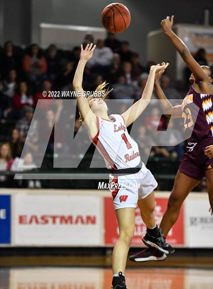 Thumbnail 1 in Winnsboro vs. New Boston (UIL 3A Region 2 Bi-District Playoff) photogallery.