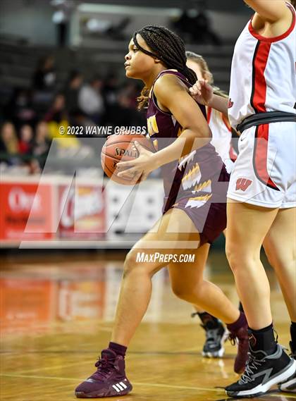 Thumbnail 2 in Winnsboro vs. New Boston (UIL 3A Region 2 Bi-District Playoff) photogallery.