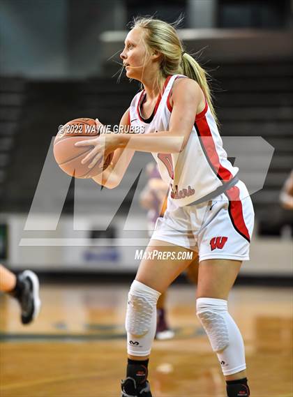 Thumbnail 1 in Winnsboro vs. New Boston (UIL 3A Region 2 Bi-District Playoff) photogallery.