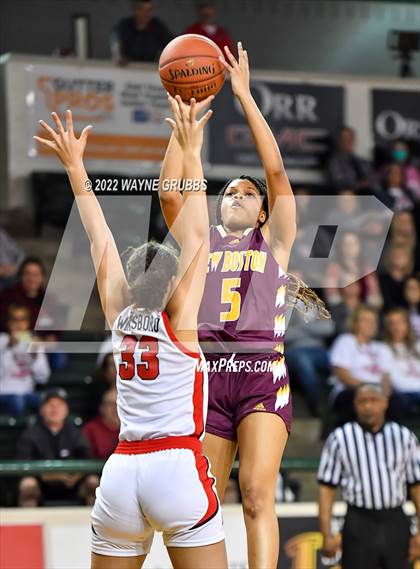 Thumbnail 2 in Winnsboro vs. New Boston (UIL 3A Region 2 Bi-District Playoff) photogallery.