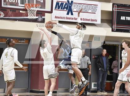 Thumbnail 2 in Oak Park vs. Canyon Springs (Rancho Mirage Holiday Invitational) photogallery.