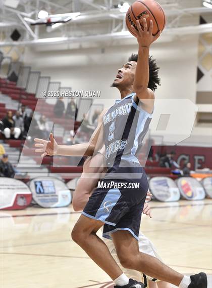Thumbnail 2 in Oak Park vs. Canyon Springs (Rancho Mirage Holiday Invitational) photogallery.
