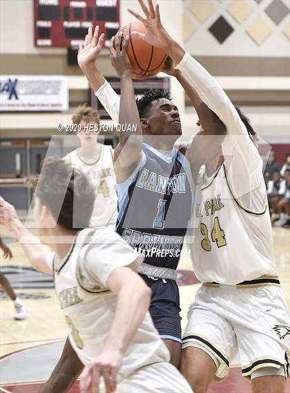 Thumbnail 1 in Oak Park vs. Canyon Springs (Rancho Mirage Holiday Invitational) photogallery.