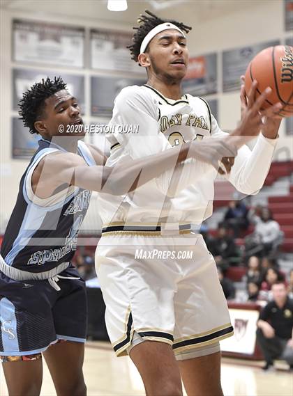 Thumbnail 3 in Oak Park vs. Canyon Springs (Rancho Mirage Holiday Invitational) photogallery.