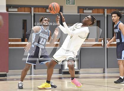Thumbnail 2 in Oak Park vs. Canyon Springs (Rancho Mirage Holiday Invitational) photogallery.