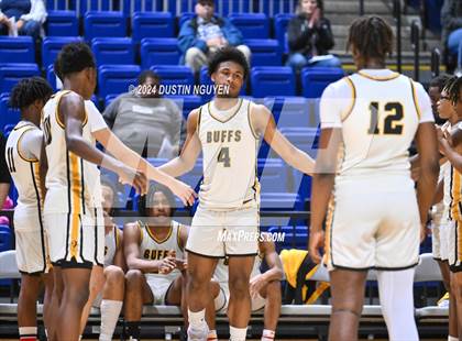 Thumbnail 3 in Shoemaker vs. Fort Bend Marshall (UIL Basketball 5A Region III Semifinal) photogallery.