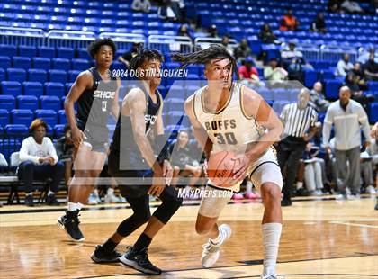 Thumbnail 2 in Shoemaker vs. Fort Bend Marshall (UIL Basketball 5A Region III Semifinal) photogallery.