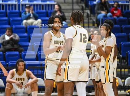 Thumbnail 3 in Shoemaker vs. Fort Bend Marshall (UIL Basketball 5A Region III Semifinal) photogallery.