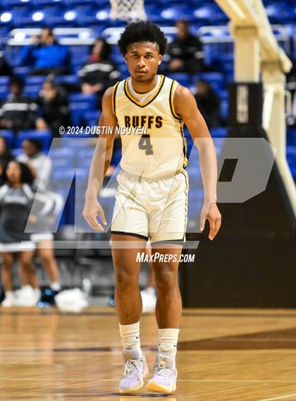 Thumbnail 2 in Shoemaker vs. Fort Bend Marshall (UIL Basketball 5A Region III Semifinal) photogallery.