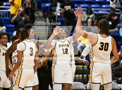 Thumbnail 3 in Shoemaker vs. Fort Bend Marshall (UIL Basketball 5A Region III Semifinal) photogallery.