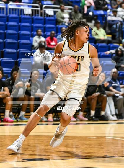 Thumbnail 2 in Shoemaker vs. Fort Bend Marshall (UIL Basketball 5A Region III Semifinal) photogallery.
