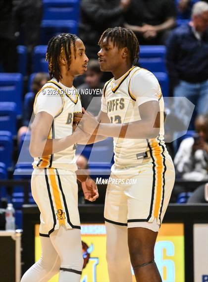 Thumbnail 3 in Shoemaker vs. Fort Bend Marshall (UIL Basketball 5A Region III Semifinal) photogallery.