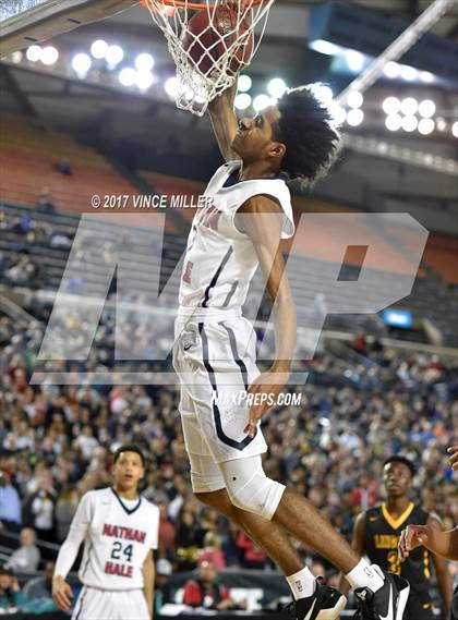 Thumbnail 1 in Lincoln vs. Nathan Hale (WIAA 3A Semifinal Playoff)  photogallery.