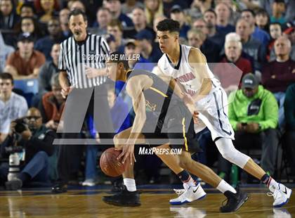 Thumbnail 3 in Lincoln vs. Nathan Hale (WIAA 3A Semifinal Playoff)  photogallery.