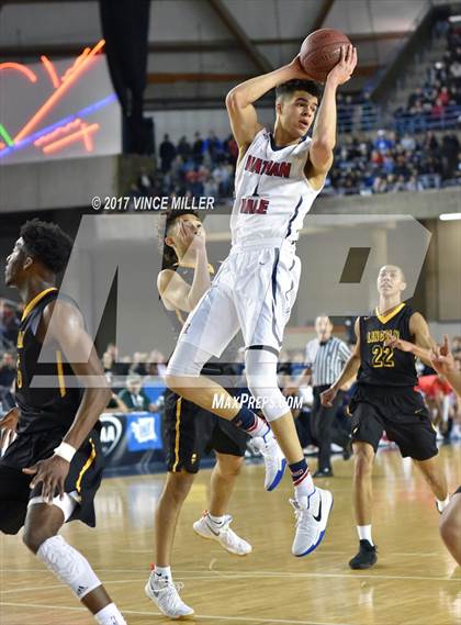 Thumbnail 2 in Lincoln vs. Nathan Hale (WIAA 3A Semifinal Playoff)  photogallery.