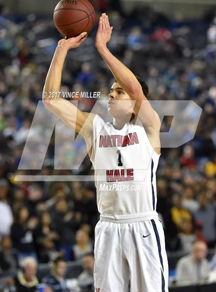 Thumbnail 3 in Lincoln vs. Nathan Hale (WIAA 3A Semifinal Playoff)  photogallery.