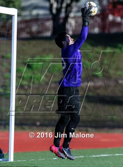 Thumbnail 3 in Moreau Catholic @ Irvington photogallery.