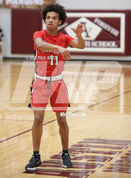 Thumbnail 1 in Austin vs. Del Valle photogallery.