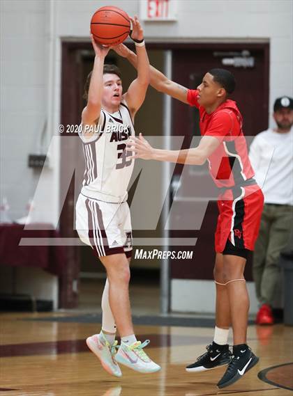 Thumbnail 2 in Austin vs. Del Valle photogallery.