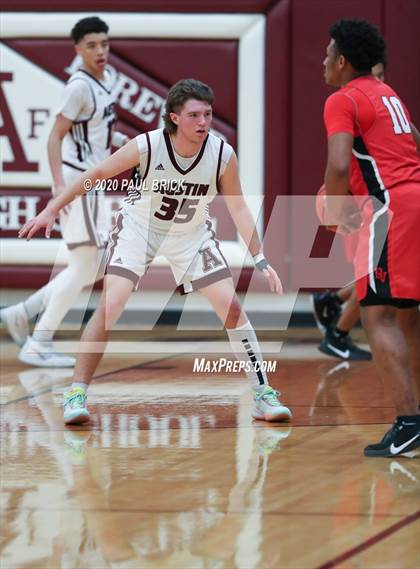 Thumbnail 2 in Austin vs. Del Valle photogallery.