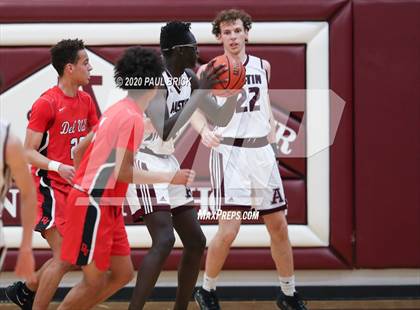 Thumbnail 2 in Austin vs. Del Valle photogallery.